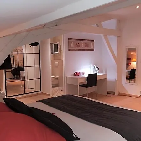 Bed & Breakfast D'hotes La Pastourelle Centre 4*