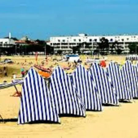 D'hotes La Pastourelle Centre 4*