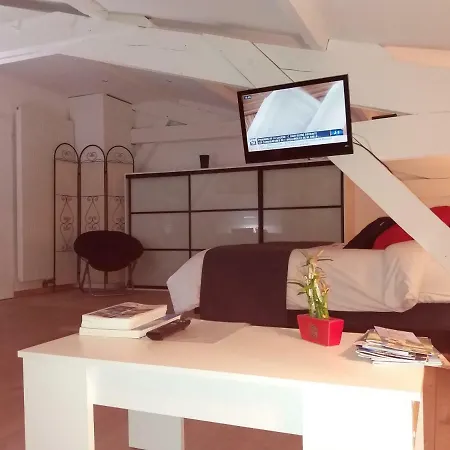 D'hotes La Pastourelle Centre Отель типа 
