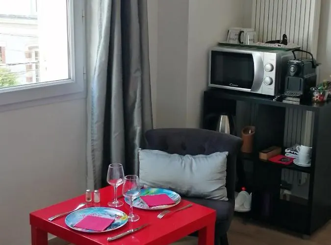 D'hotes La Pastourelle Centre Bed and breakfast