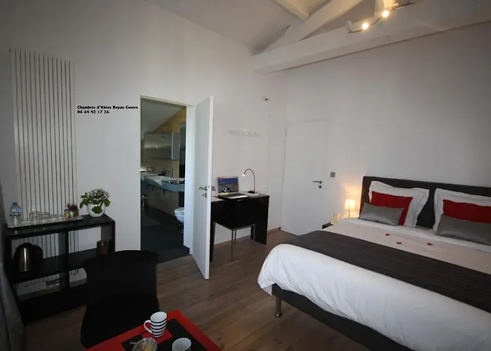 Bed and breakfast D'hotes La Pastourelle Centre 4*